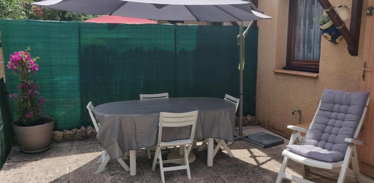 Appartement T2 46M2 Avec Grande Terrasse Sanary-sur-Mer Dış mekan fotoğraf