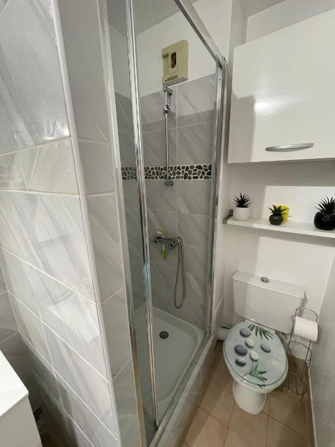 Appartement T2 46M2 Avec Grande Terrasse Sanary-sur-Mer Dış mekan fotoğraf